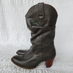 Vintage Brown Leather Western Boots • Chunky Heel • Slouchy Cowboy Style 8.5